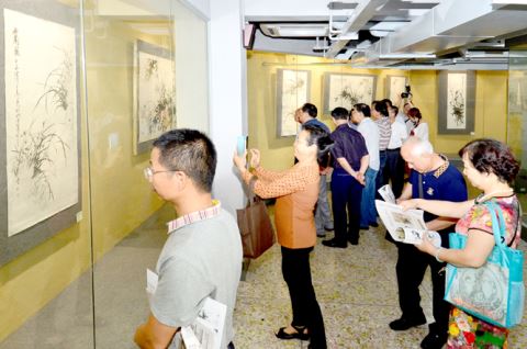 陈耀卿兰竹画展在广东揭阳市区举行